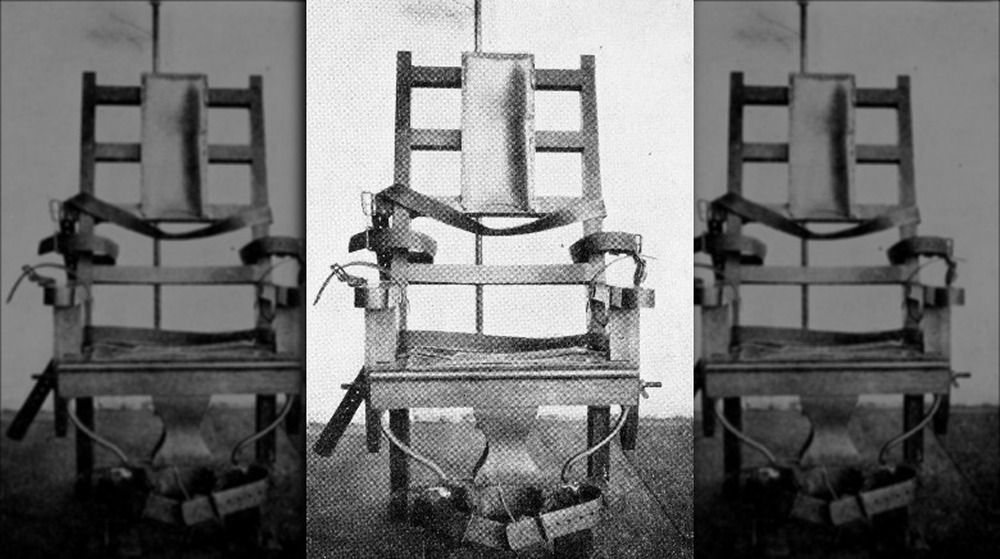 An empty electric chair.