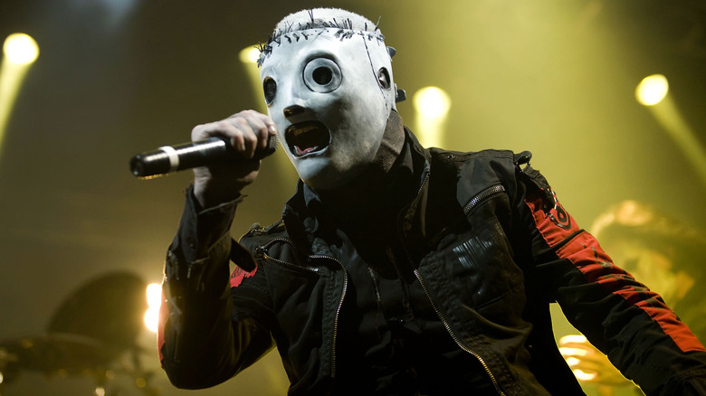 Corey Taylor singing