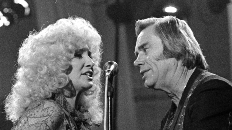 Tammy Wynette and George Jones singing