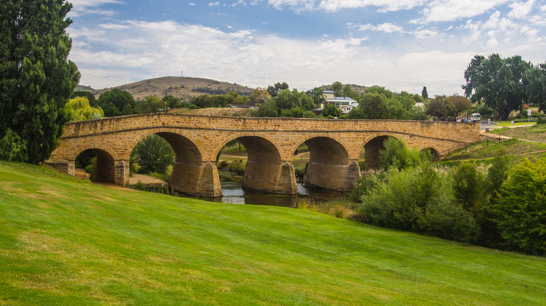 Richmond Bridge green hills pastures