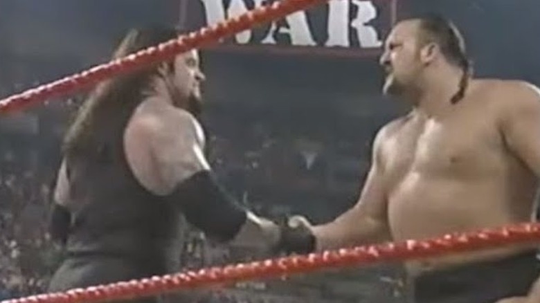 Undertaker and Big Show shake hands