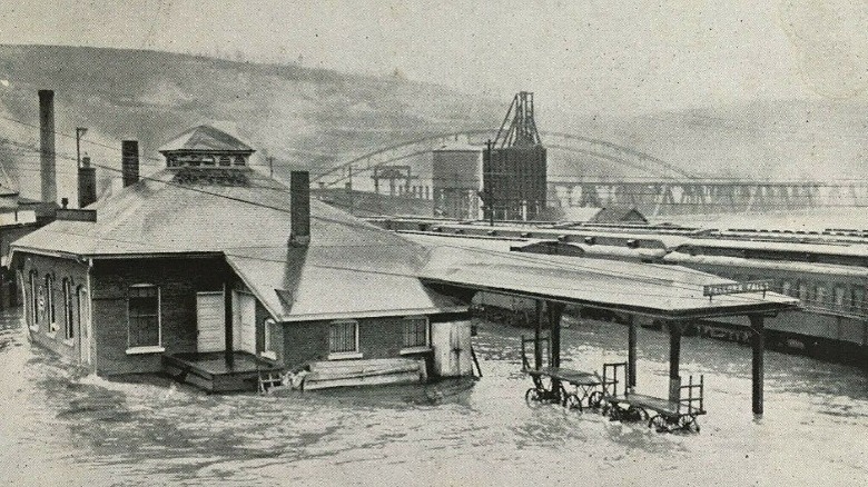 Bellows Falls station 1927 flood postcard