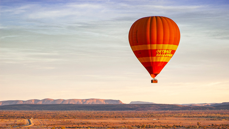 hot air balloon over alice springs