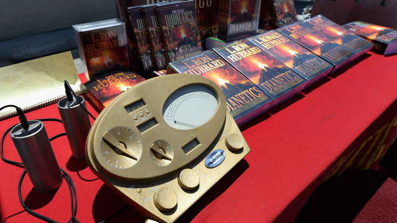 e-meter scientology dianetics