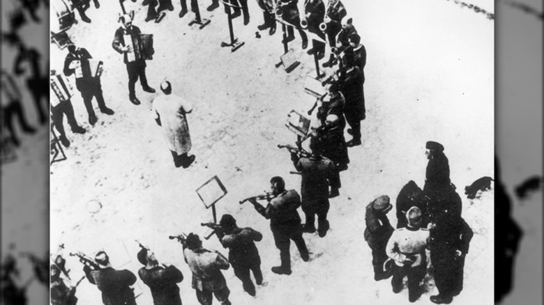 Execution of Janowska's orchestra