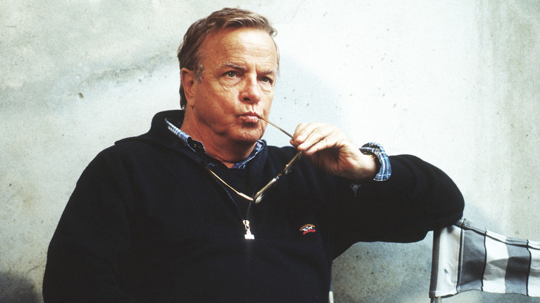 Franco Zeffirelli glasses in mouth