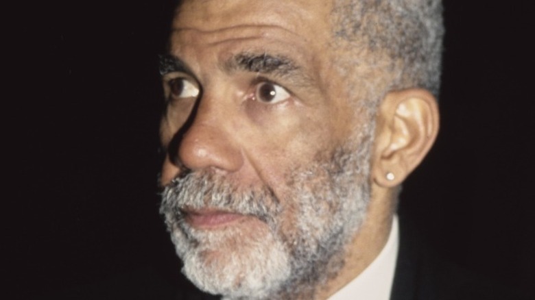 Ed Bradley looking left