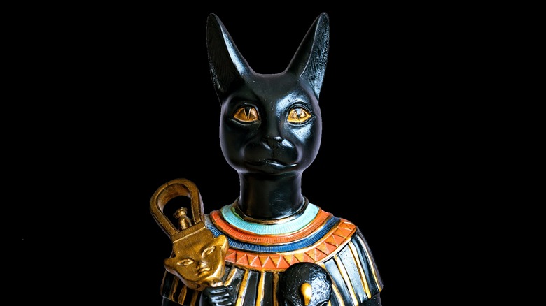 bastet bast goddess statue