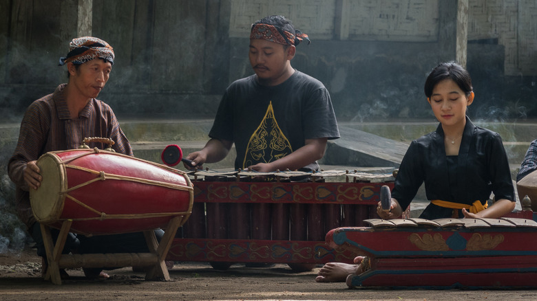 Gamelan musicians