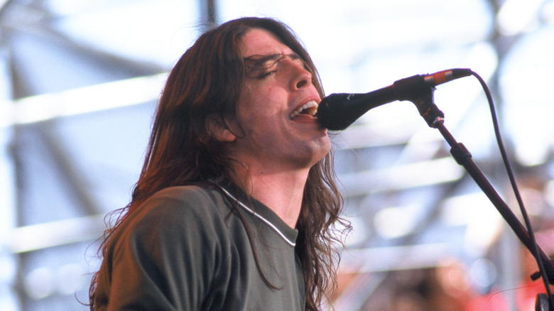 Dave Grohl singing