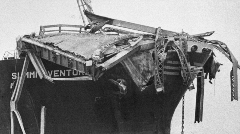 Debris from the Sunshine Skyway Bridge on the freighter