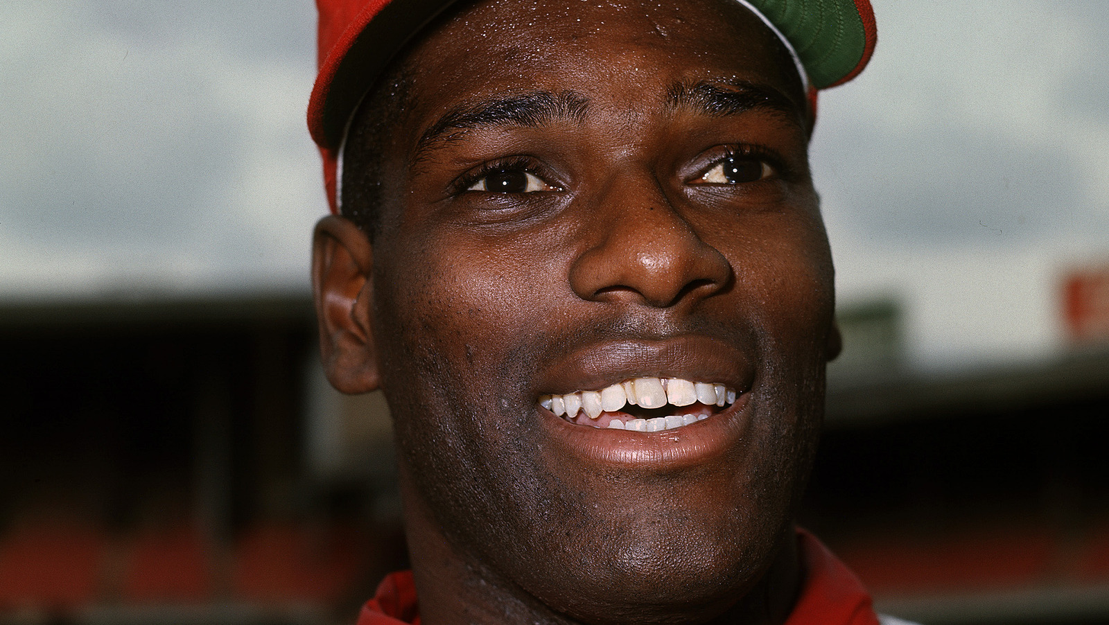 Resilient St. Louis Cardinals legend Bob Gibson throws cancer a curve