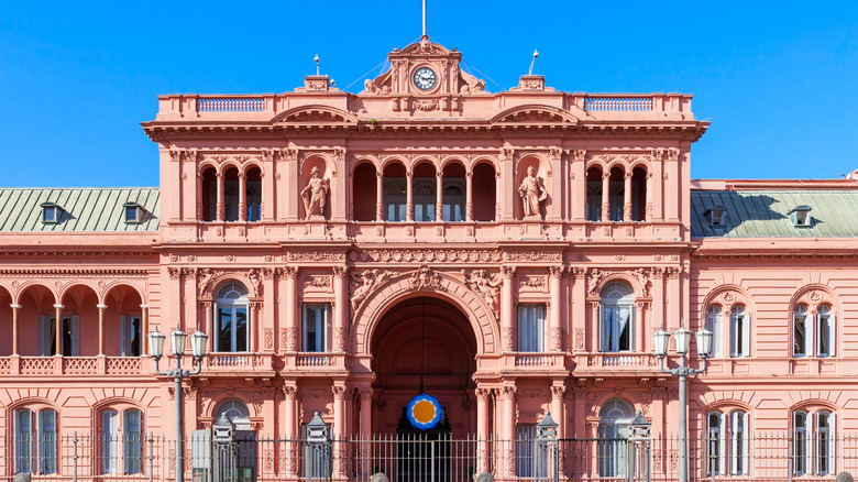 Casa Rosada in Argentina has blood paint