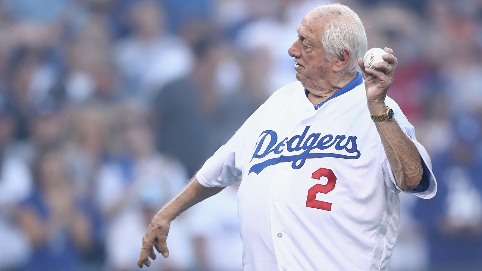 Longtime L.A. Dodgers manager Tommy Lasorda has 'mild' heart attack – Daily  Freeman