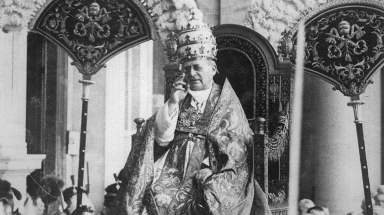 Pope Pius XI wearing the triregnum