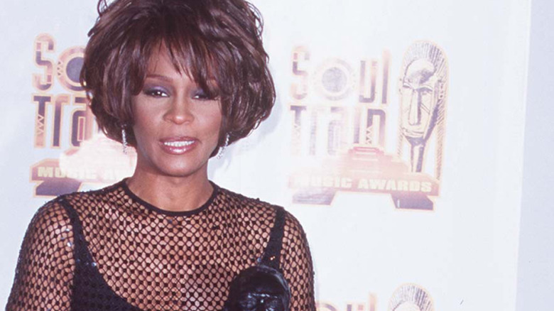 whitney houston frowning at soul train awards