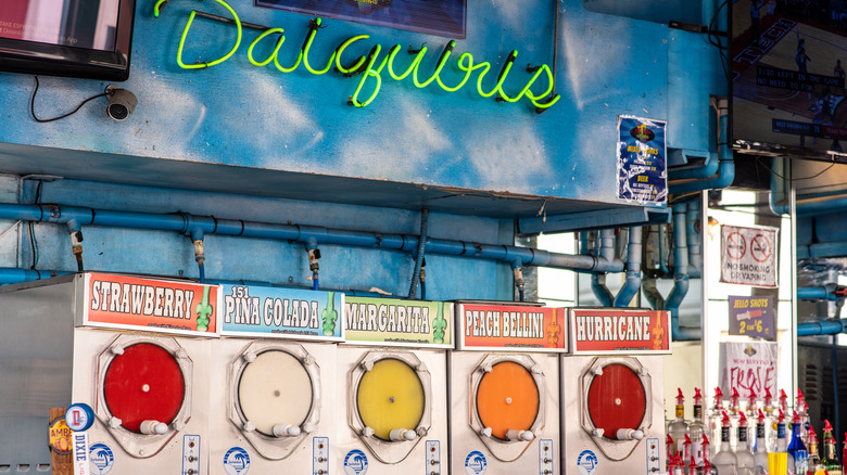 Frozen daiquiri machines 