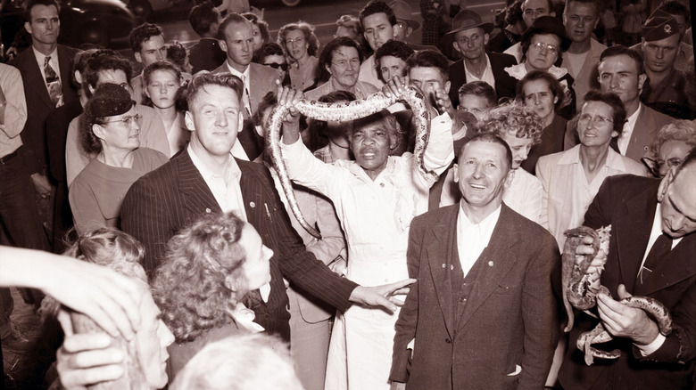 Durham, NC, Zion Tabernacle, 1949, practiced the handling of poisonous snakes. 