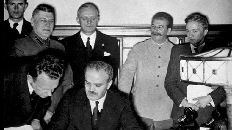 Nazi-Soviet pact signing