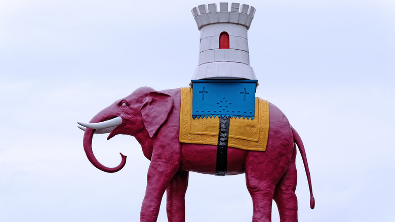 elephant and castle statue London