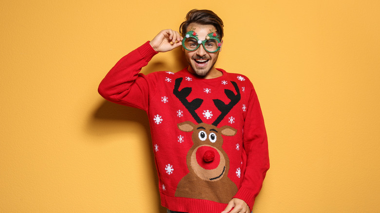 Ugly Christmas sweater with matching glasses