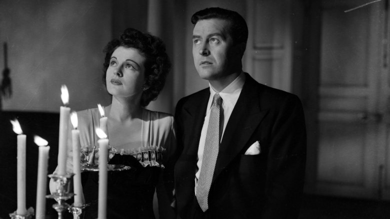 ray milland and ruth hussey in the uninvited