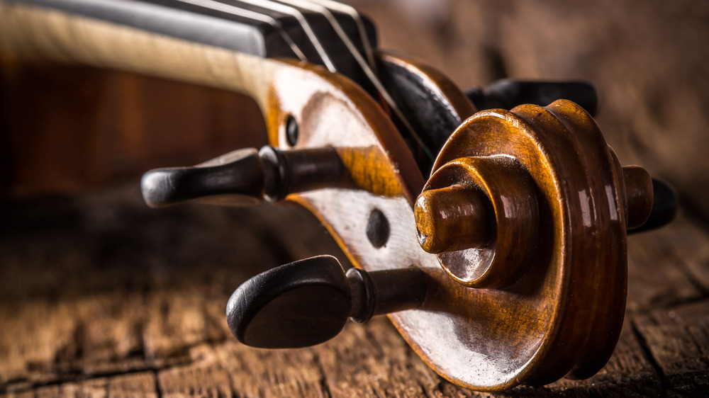 vintage violin