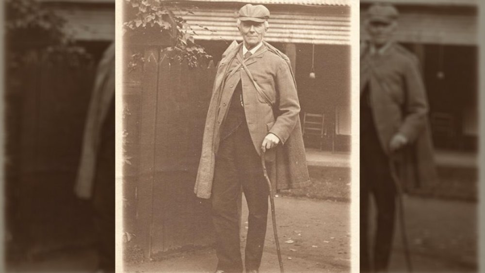 dr joseph bell wearing sherlock holmes outfit