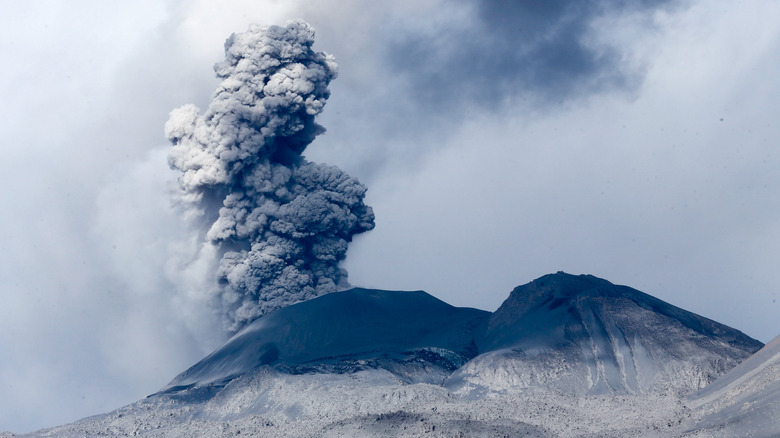 Sabancaya volcano eruption in Peru, 2017
