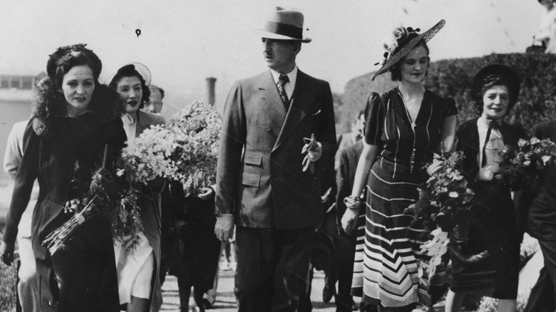 King Zog with his wife and sisters