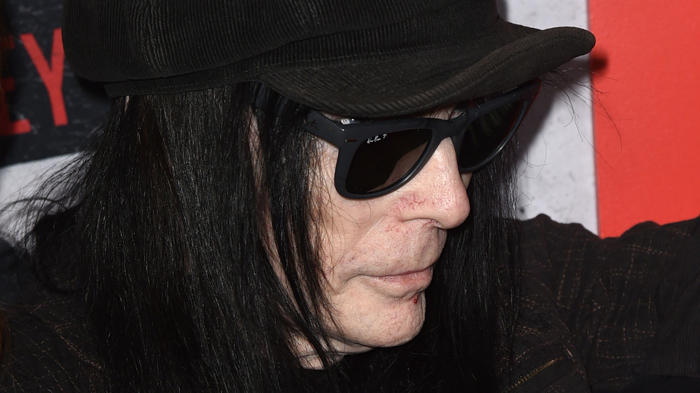 mick mars with degenerative illness