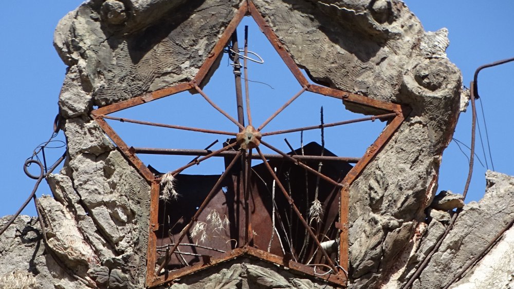 Ruins of Soviet Star and Crest - Shushi - Nagorno-Karabakh