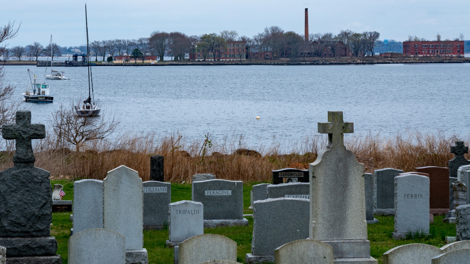 остров харт кладбище