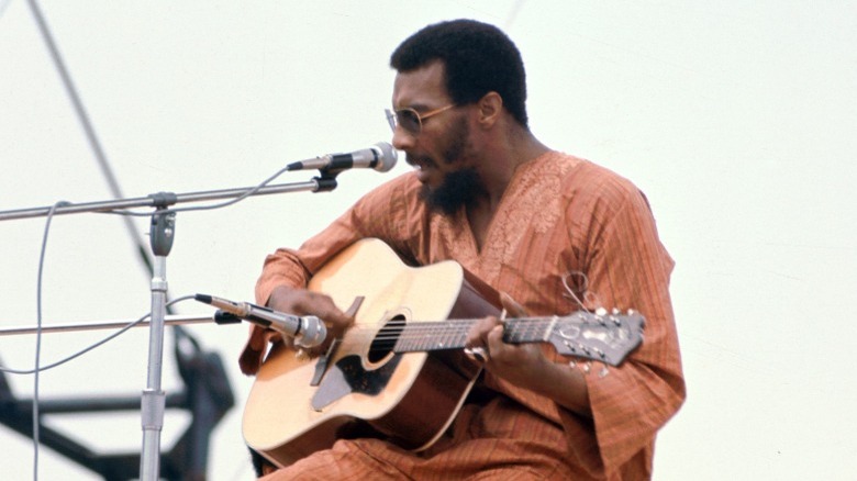 Richie Havens onstage Woodstock