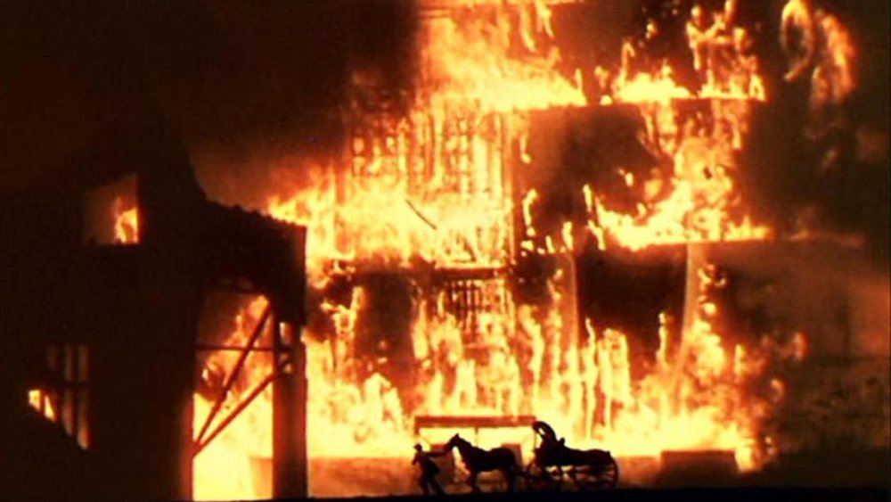 Atlanta burning screenshot from 'Gone with the Wind'