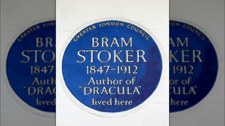 Bram Stoker plaque London