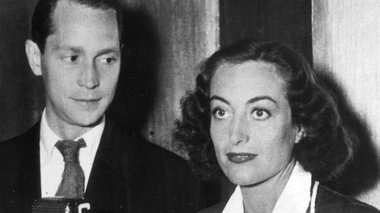 Joan Crawford and Franchot Tone work together on CBS radio