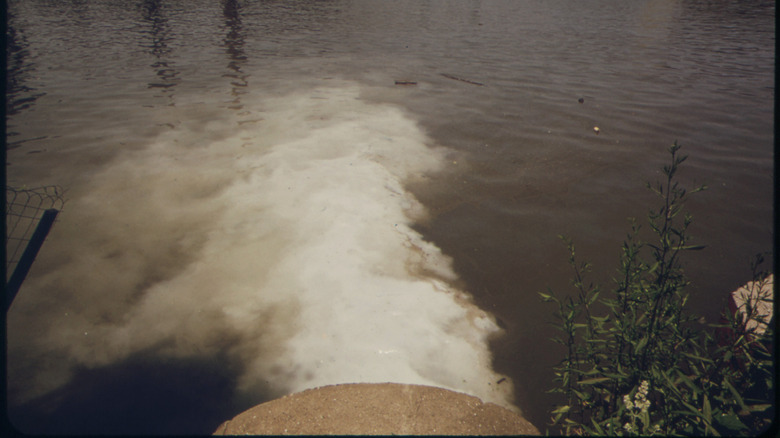 sewage discharge into Cuyahoga River