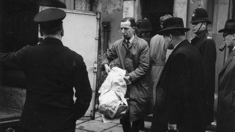 Remains removed from 10 Rillington Place