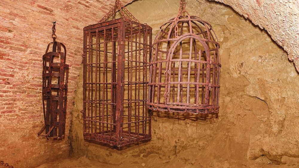 torture cages