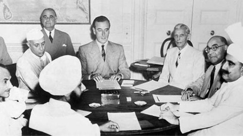 Mountbatten meeting with leaders