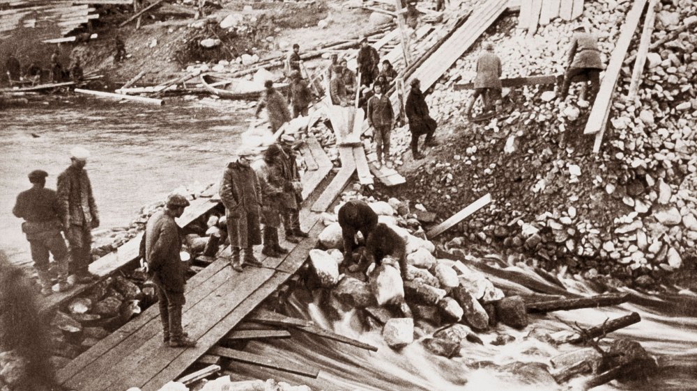 Construction of the White Sea-Baltic Canal by Gulag prisoners