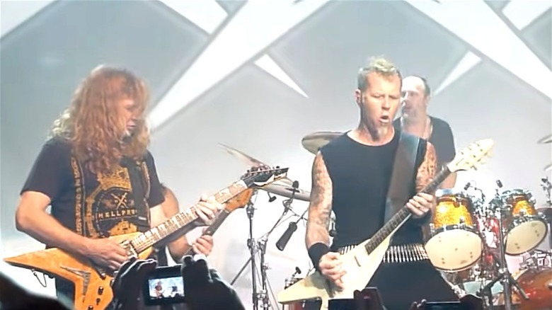 Dave, James, Lars onstage