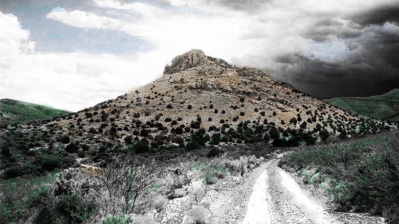 Victorio Peak dirt path 