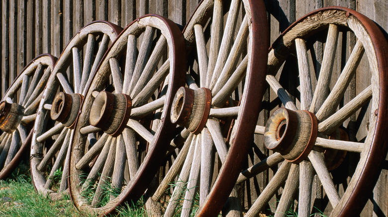 old fashioned wagon wheels