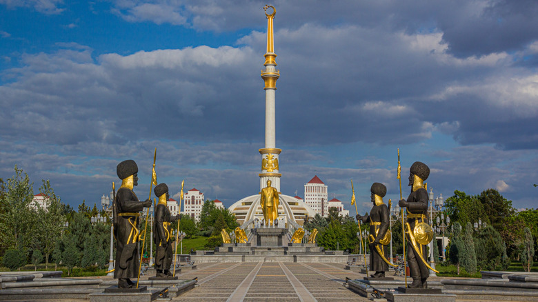 Turkmenistan statue