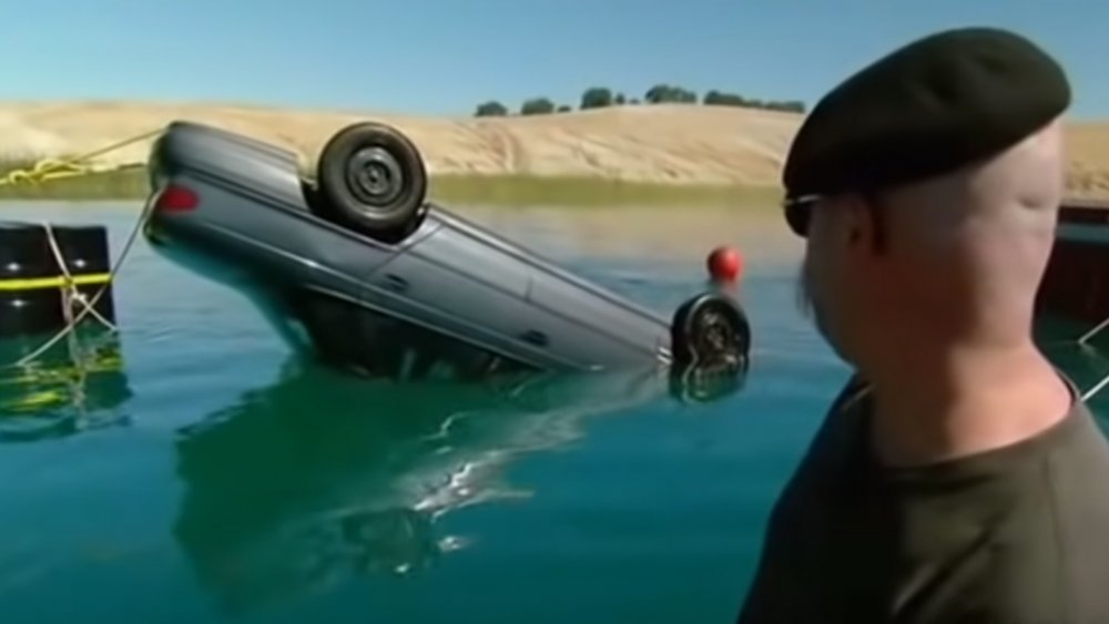 Car turn turtle experiment on mythbusters