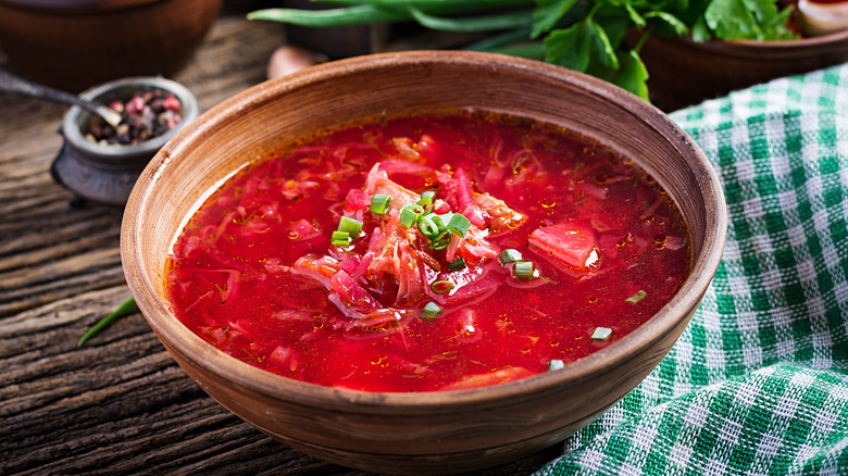 A bowl of borsht soup