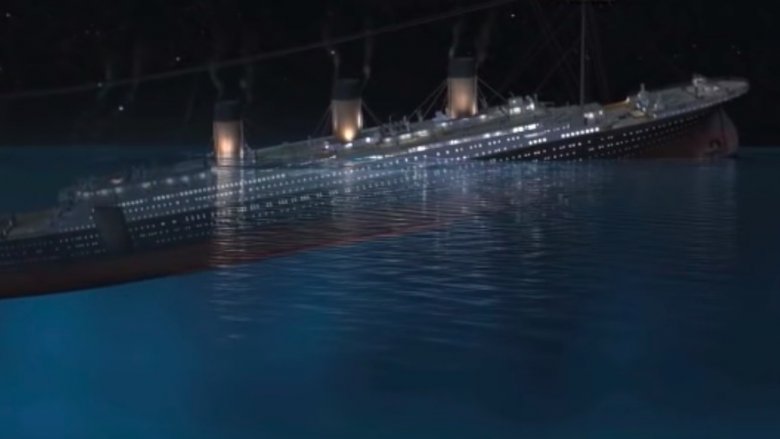 Титаник тонет сбоку. Titanic 1997 Sinking. Титаник вид спереди. Титаник референс.