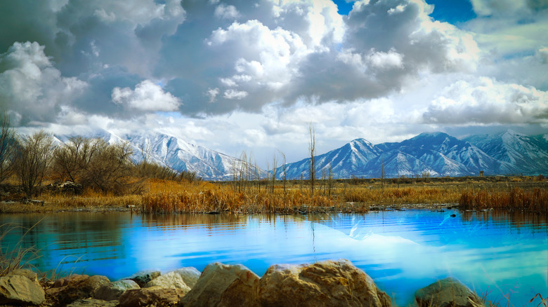 Utah Lake with mountains